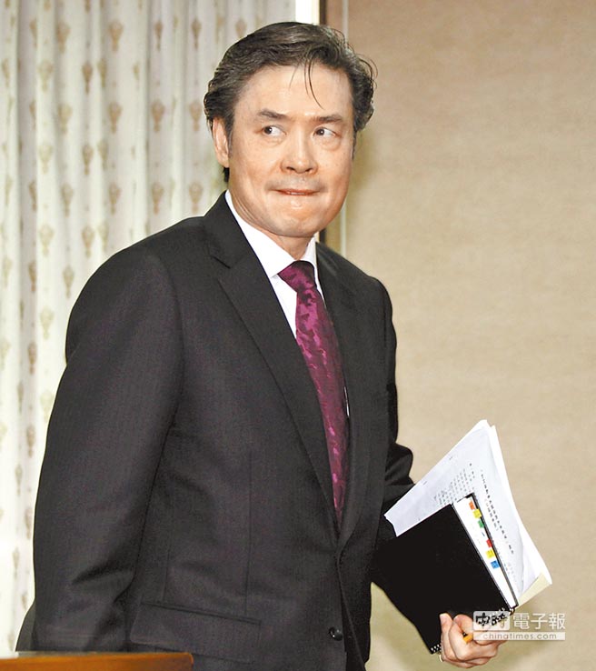 馬辦6日宣布,“國(guó)安會(huì)秘書長(zhǎng)”金溥聰請(qǐng)辭獲準(zhǔn),遺缺由“國(guó)防部前部長(zhǎng)”高華柱接任 馬辦6日宣布,“國(guó)安會(huì)秘書長(zhǎng)”金溥聰請(qǐng)辭獲準(zhǔn),遺缺由“國(guó)防部前部長(zhǎng)”高華柱接任