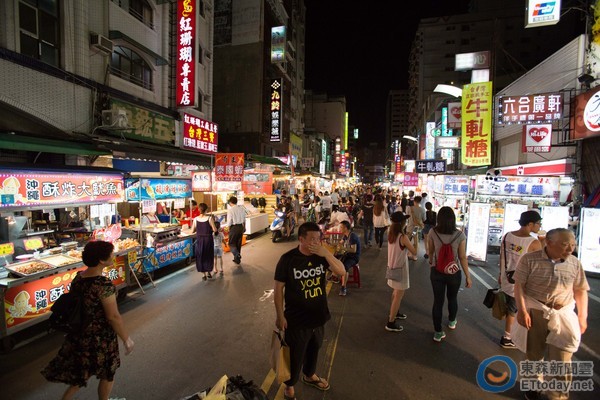 十一期間大陸游客赴臺人數(shù)較去年大減8萬 十一期間大陸游客赴臺人數(shù)較去年大減8萬