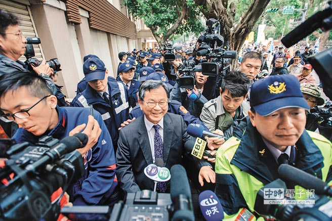 “一例一休”趁亂過關(guān)，基層管理部門批界定不清