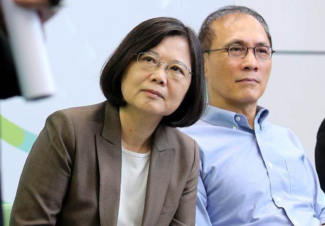 臺“獨派”大佬:民怨已從林全轉(zhuǎn)向蔡英文 臺“獨派”大佬:民怨已從林全轉(zhuǎn)向蔡英文