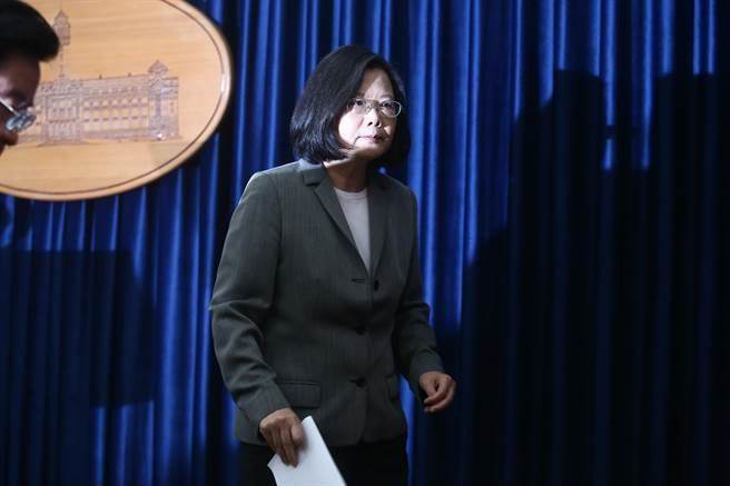 蔡英文稱“絕不妥協(xié)”臺媒:情緒化發(fā)言無益兩岸關系 蔡英文稱“絕不妥協(xié)”臺媒:情緒化發(fā)言無益兩岸關系