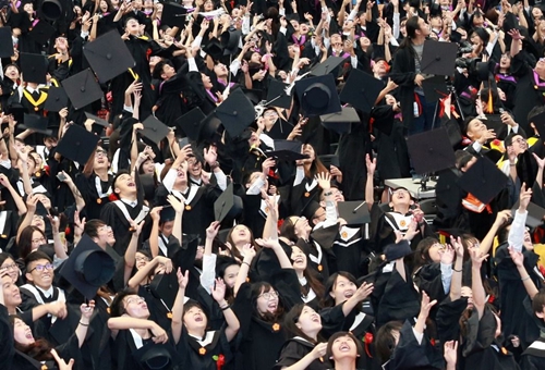 臺生教授出走大陸尋獲新天地 蔡當局執(zhí)政下的臺灣高教奄奄一息 臺生教授出走大陸尋獲新天地 蔡當局執(zhí)政下的臺灣高教奄奄一息