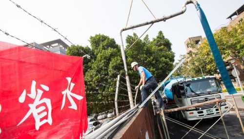 水情吃緊,新竹科學(xué)園區(qū)目前生產(chǎn)營(yíng)運(yùn)未受影響,不過(guò)還是有廠商憂心再不下雨,恐怕又要鬧水荒。 臺(tái)灣聯(lián)合報(bào)系資料照