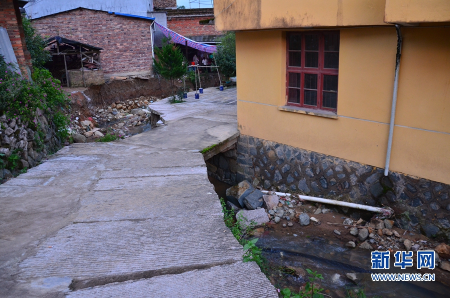 村支書臺風(fēng)天落水犧牲 曾暖了400多個村民的心 村支書臺風(fēng)天落水犧牲 曾暖了400多個村民的心