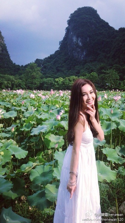 逆天功力實在了得 48歲溫碧霞連抬頭紋都沒有 逆天功力實在了得 48歲溫碧霞連抬頭紋都沒有