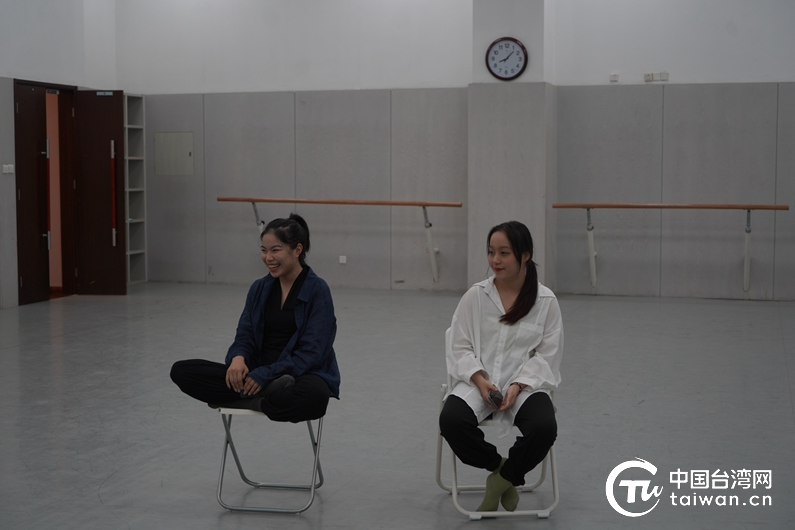 賴世賢:翩翩起舞的追夢舞者,沉醉中國古典舞的美與哲學 賴世賢:翩翩起舞的追夢舞者,沉醉中國古典舞的美與哲學